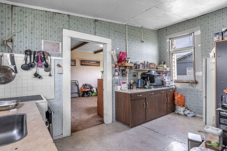 Photo of property in 14 Collingwood Street, Strathern, Invercargill, 9812