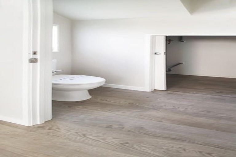 Photo of property in 18 Oioi Road, Hobsonville, Auckland, 0616