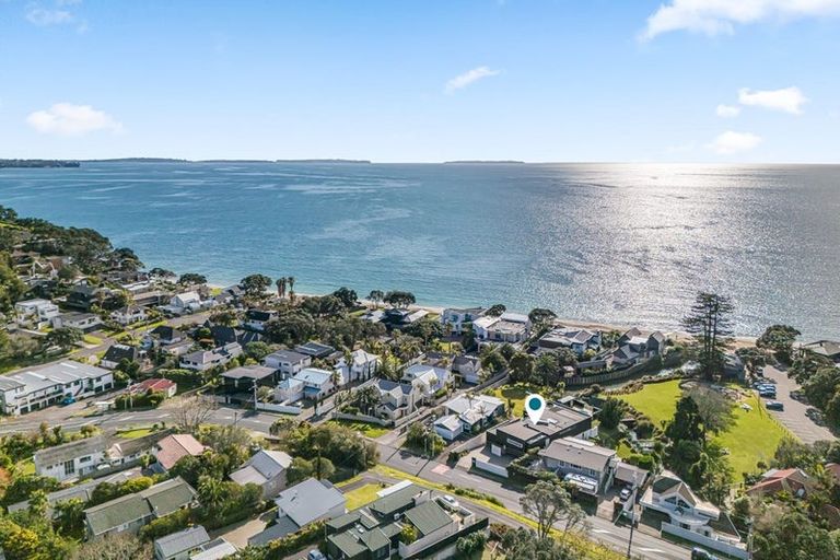 Photo of property in 303 Beach Road, Campbells Bay, Auckland, 0630