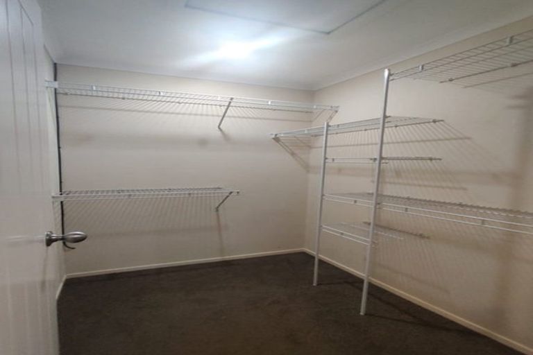Photo of property in 36 Cyril French Drive, Flat Bush, Auckland, 2016