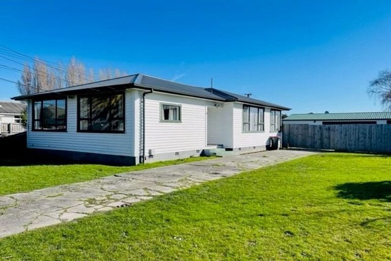 Photo of property in 35 Saint Johns Street, Woolston, Christchurch, 8062