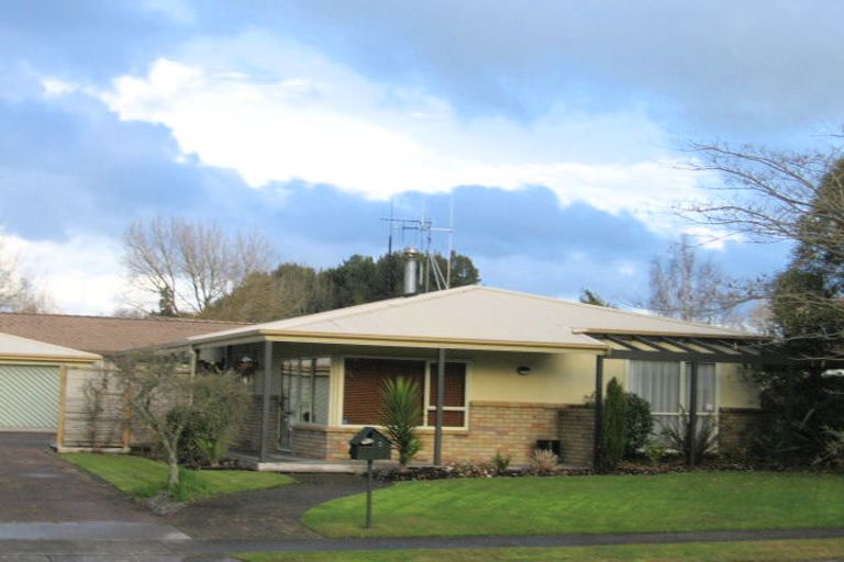 Photo of property in 9 Cromwell Drive, Fitzroy, Hamilton, 3206