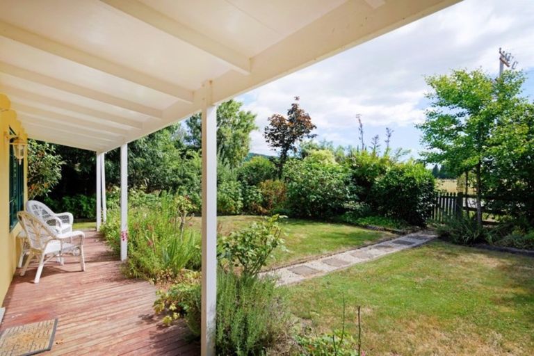 Photo of property in 15 Bird Lane, Wakefield, 7025