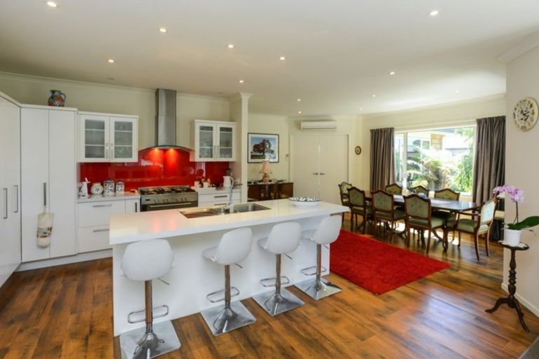 Photo of property in 10 Gavin Black Street, Meeanee, Napier, 4112