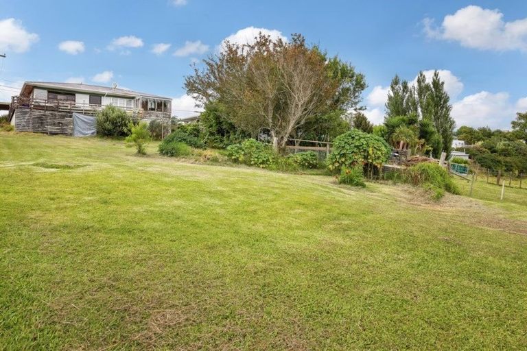 Photo of property in 109 Hurndall Street East, Maungaturoto, 0520