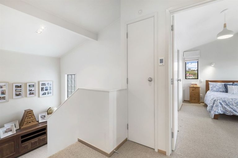 Photo of property in 9a Huntly Road, Campbells Bay, Auckland, 0630