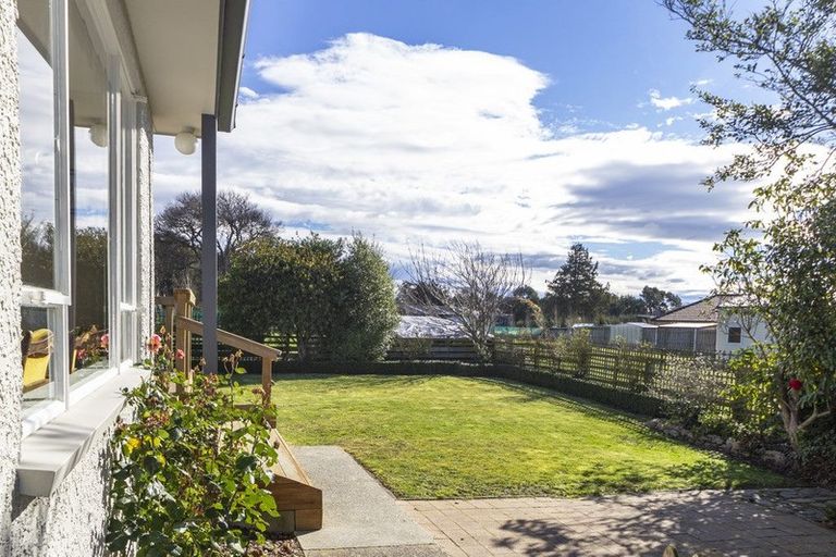 Photo of property in 76 Awamoa Road, Holmes Hill, Oamaru, 9401