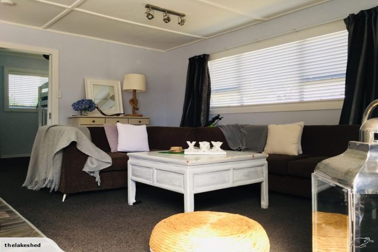 Photo of property in 2 Chingford Road, Lake Rotoma, Rotorua, 3074