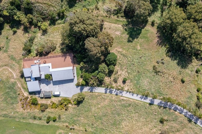 Photo of property in 140 Anlaby Road, Nikau Valley, Paraparaumu, 5032