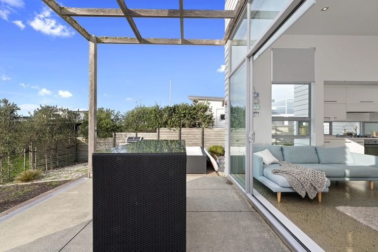 Photo of property in 7 Patiki Place, Omaha, 0986