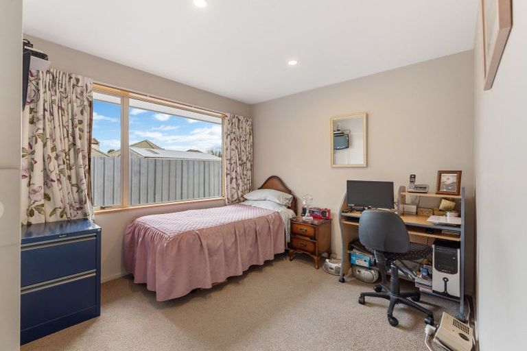 Photo of property in 18b Ravenna Street, Avonhead, Christchurch, 8042