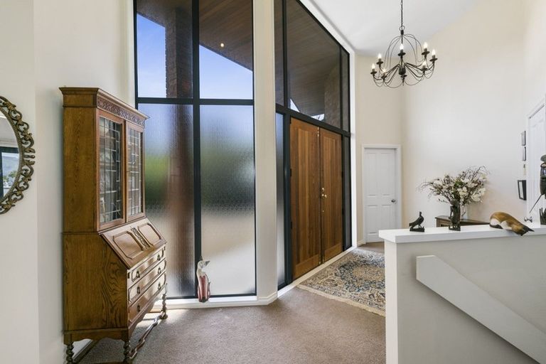 Photo of property in 2 Crestview Grove, Belmont, Lower Hutt, 5010
