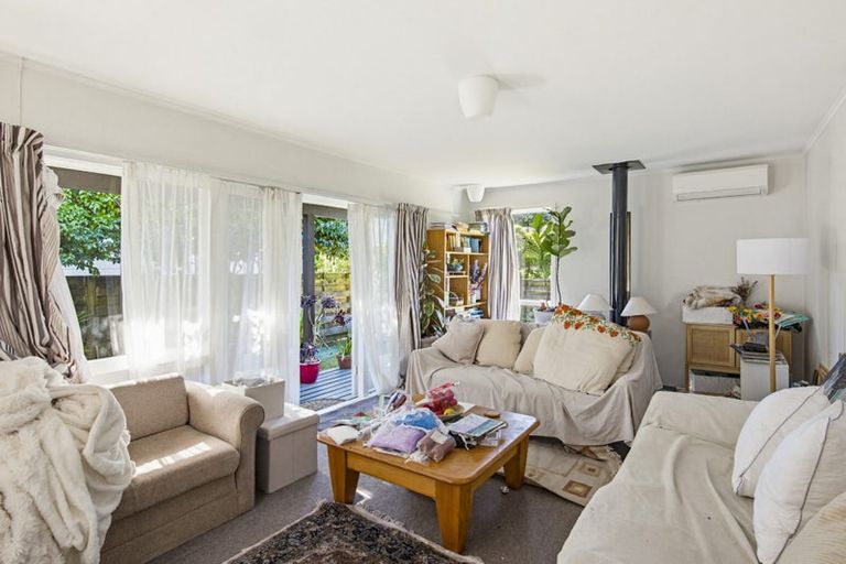 Photo of property in 90a Eatwell Avenue, Paraparaumu Beach, Paraparaumu, 5032