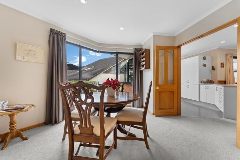 Photo of property in 7 Rimu Street, Strandon, New Plymouth, 4312