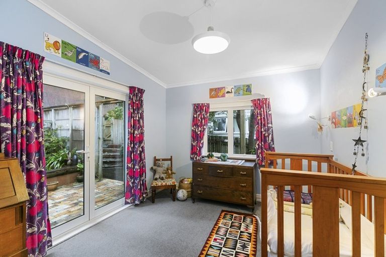 Photo of property in 14 Balfour Street, Mornington, Wellington, 6021