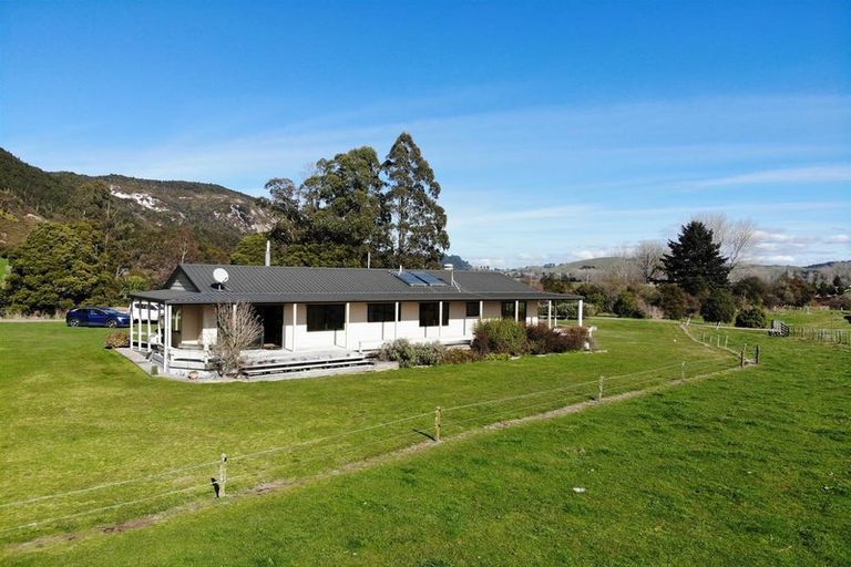 Photo of property in 850 Te Kopia Road, Waikite Valley, 3077