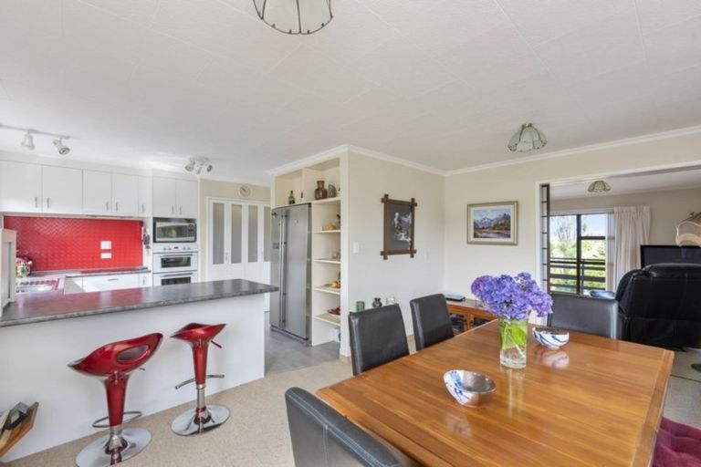 Photo of property in 28 Brandon Street, Otaki, 5512