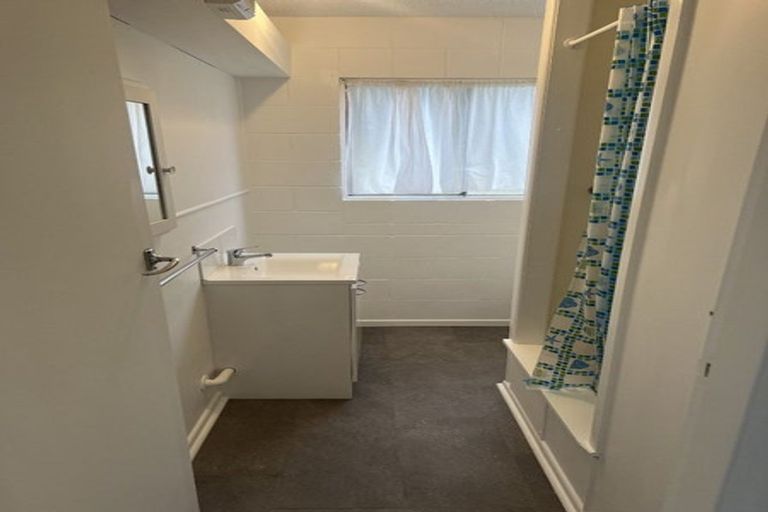 Photo of property in 1/869 Heaphy Terrace, Claudelands, Hamilton, 3214