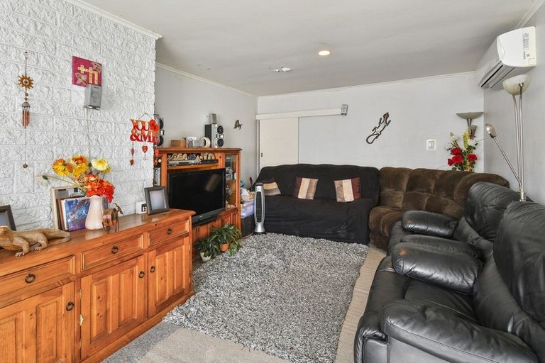 Photo of property in 27 Halver Road, Hillpark, Auckland, 2102