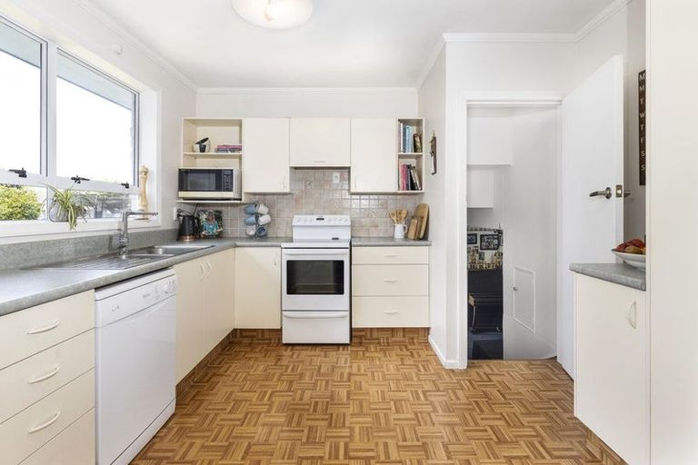 Photo of property in 21 Newbourne Crescent, Redwoodtown, Blenheim, 7201