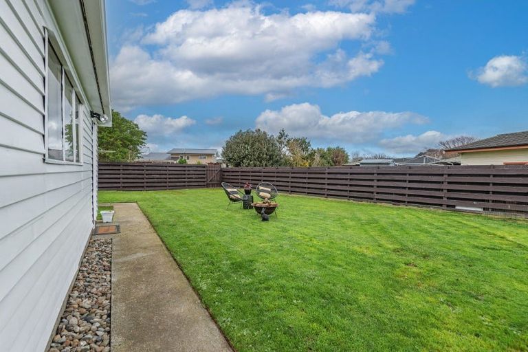 Photo of property in 124 Benmore Avenue, Cloverlea, Palmerston North, 4412