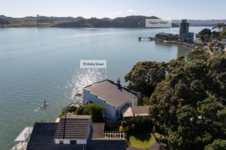 Photo of property in Wallis Street, Raglan, 3225