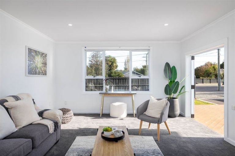 Photo of property in 1/8 Domain Terrace, Spreydon, Christchurch, 8024