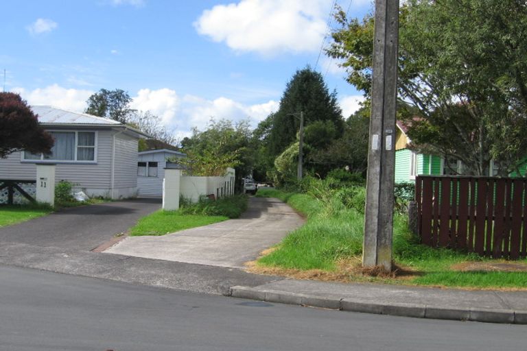 Photo of property in 9 Ascot Avenue, Henderson, Auckland, 0610