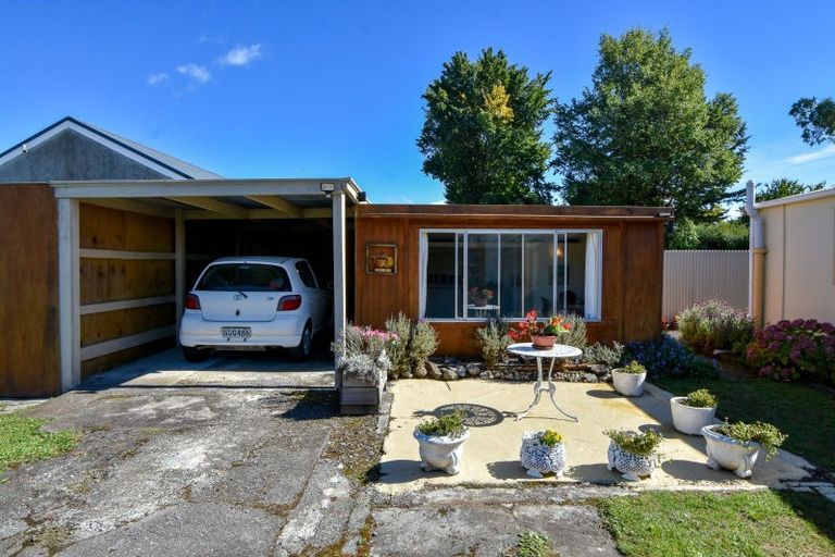 Photo of property in 108 Broadway, Carterton, 5713