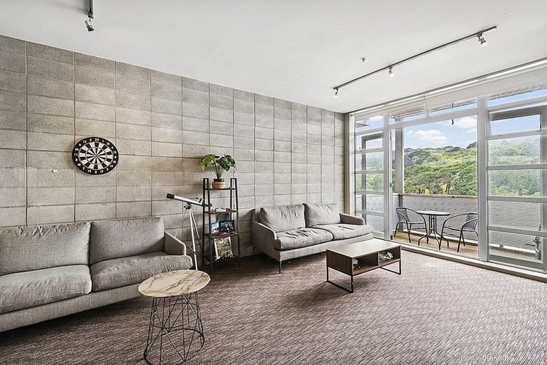 Photo of property in Vespa Apartments, 302/20 Hanson Street, Mount Cook, Wellington, 6021