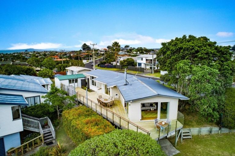 Photo of property in 103 Stanmore Bay Road, Stanmore Bay, Whangaparaoa, 0932