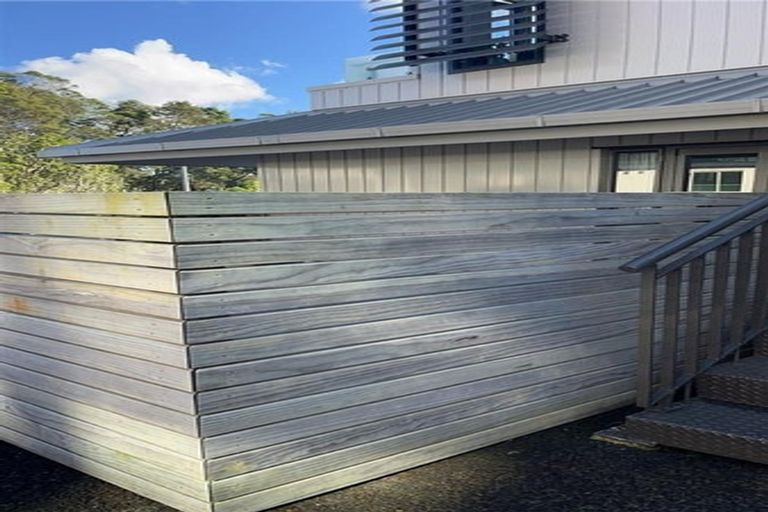 Photo of property in 8a/30 Westward Ho, Glen Eden, Auckland, 0602