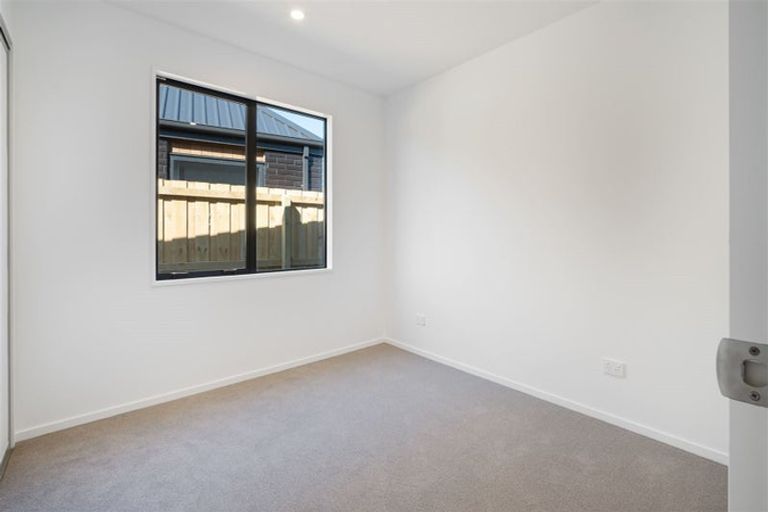 Photo of property in 4 Borthwick Street, Belfast, Christchurch, 8051
