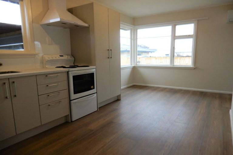 Photo of property in 120 Bowhill Road, New Brighton, Christchurch, 8083