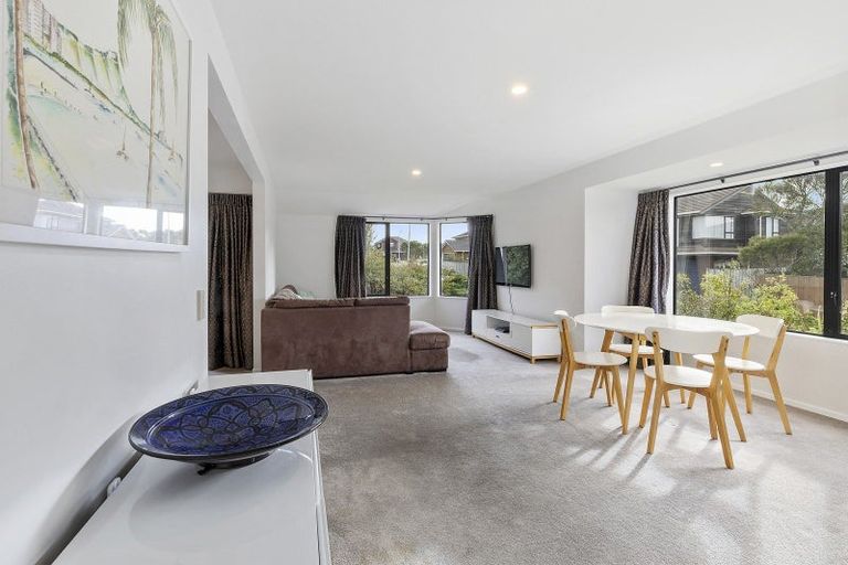 Photo of property in 5 Shastri Terrace, Khandallah, Wellington, 6035