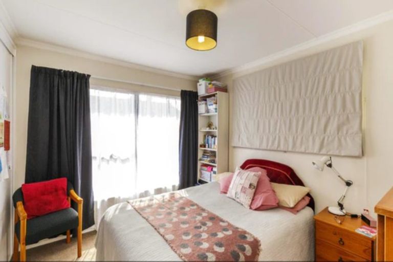 Photo of property in 11 Sandstrom Grove, Feilding, 4702