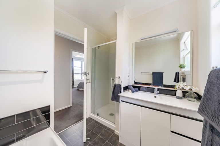 Photo of property in 40 Gurney Road, Kelson, Lower Hutt, 5010