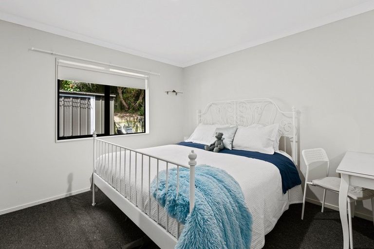 Photo of property in 57 Oteki Park Drive, Welcome Bay, Tauranga, 3112