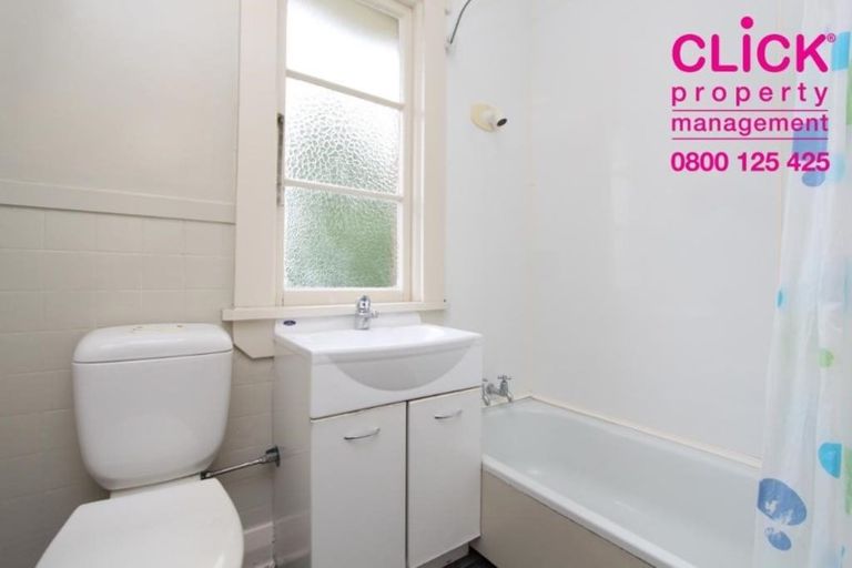 Photo of property in 37 Forfar Street, Clyde Hill, Dunedin, 9011