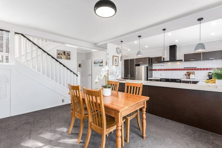 Photo of property in 19 City View Grove, Harbour View, Lower Hutt, 5010