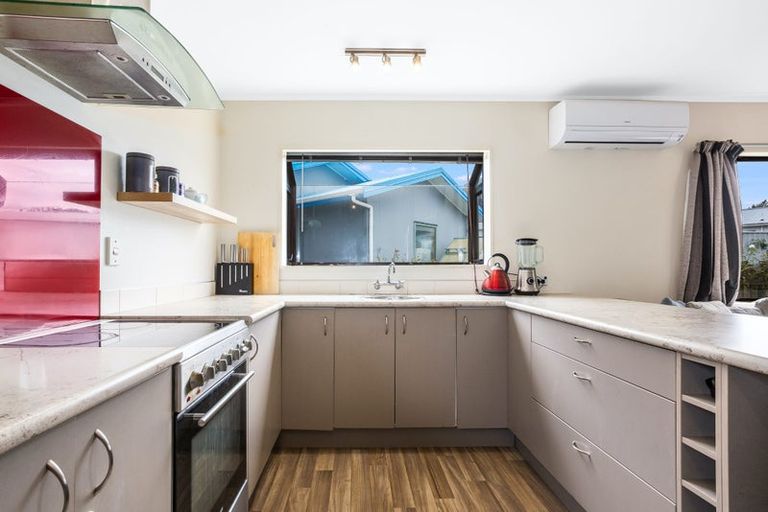 Photo of property in 115a Makarini Street, Paraparaumu, 5032