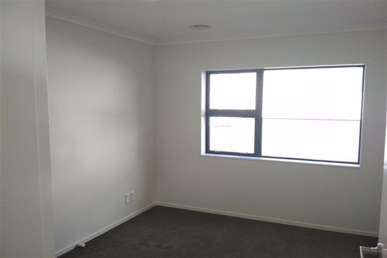 Photo of property in 49 Melksham Drive, Churton Park, Wellington, 6037