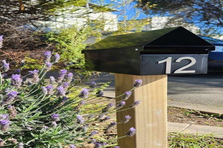 Photo of property in 12 Marina View, Paremata, Porirua, 5026