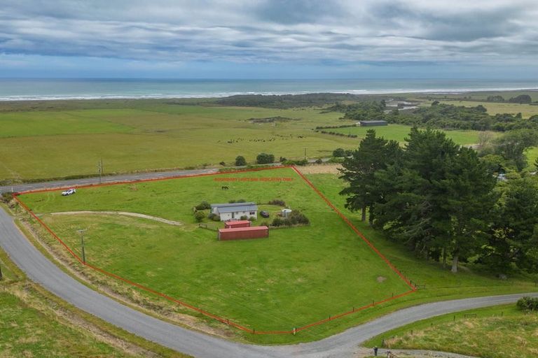 Photo of property in 5 Prospector Place, Barrytown, Runanga, 7873