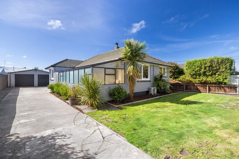 Photo of property in 8 Compton Street, Woolston, Christchurch, 8062