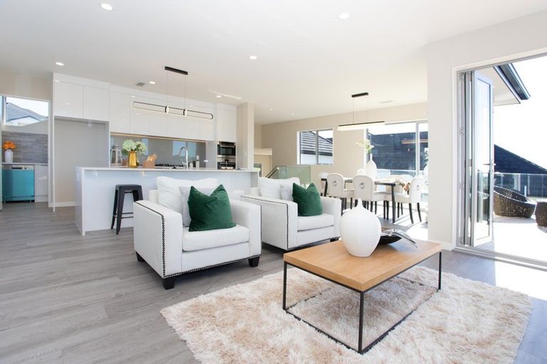 Photo of property in 78 Godfrey Drive, Orewa, 0931