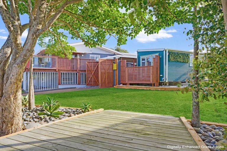 Photo of property in 201 Chartwell Avenue, Whangamata, 3620