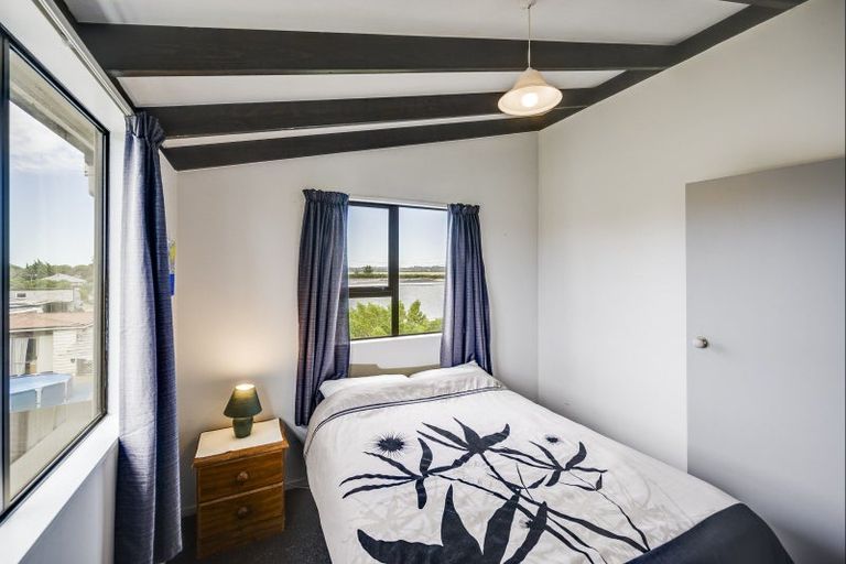 Photo of property in 426 Main North Road, Bay View, Napier, 4104