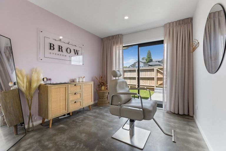 Photo of property in 60 Cyrus Street, Whalers Gate, New Plymouth, 4310