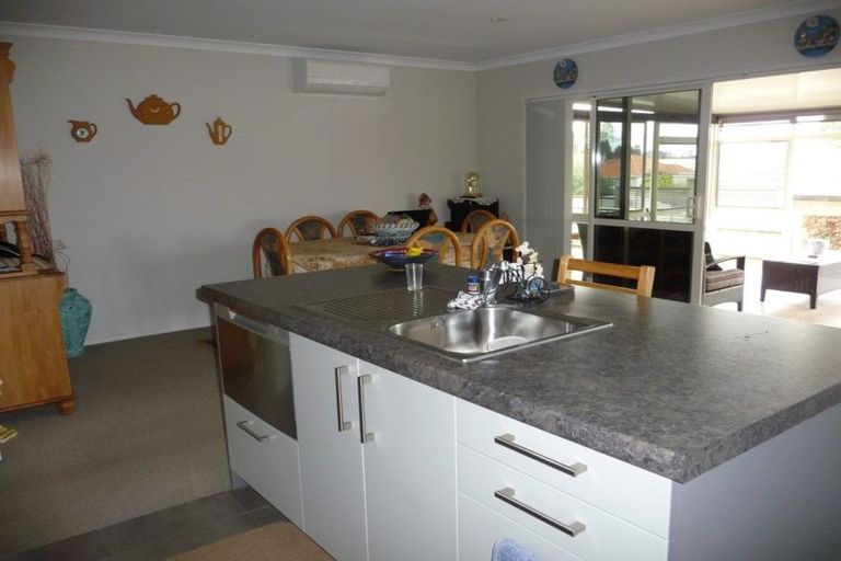 Photo of property in 18 Cambridge Street, Putaruru, 3411